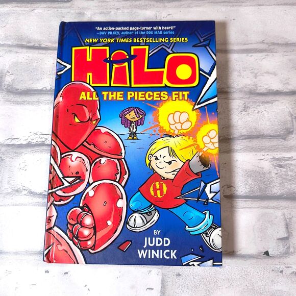 Bundle 4 Adventure Fantasy Fiction Children Graphic Novel Books - Picture 8 of 9